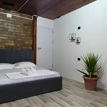 Hostel Hub 1001 Berat